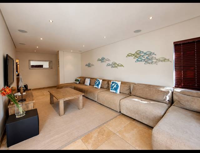 4 BEDROOM TOWNHOUSE FOR SALE IN THREE RIVERS PROPER